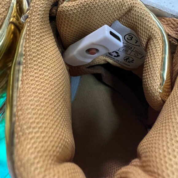 GOLD Rechargeable Solid or Flashing Light Up Shoes - Many options and Colors - Picture 10 of 16